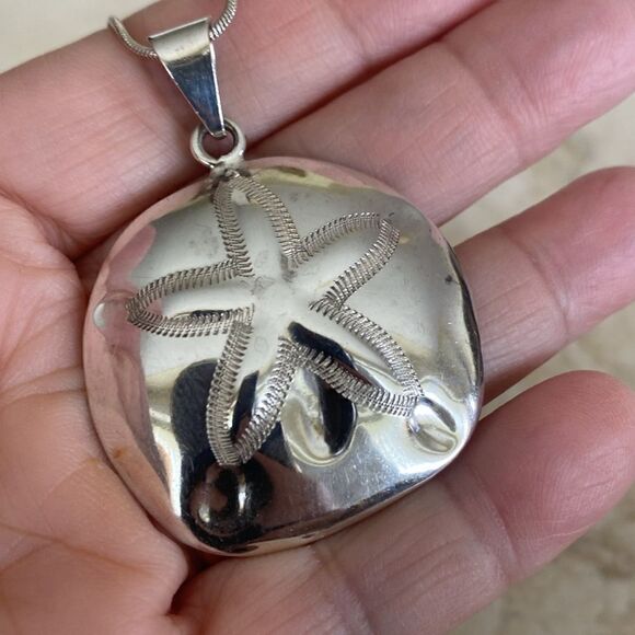 925 Sterling Silver Large Starfish Pendant on 24” Sterling Silver Snake Chain - Picture 4 of 9